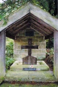 Memorial cross to Lord Feversham