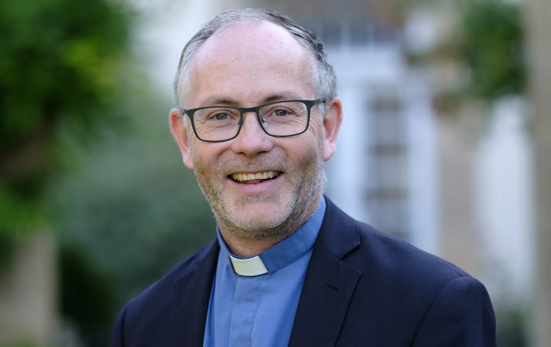 Portrait photo of The Revd Charlie Kerr