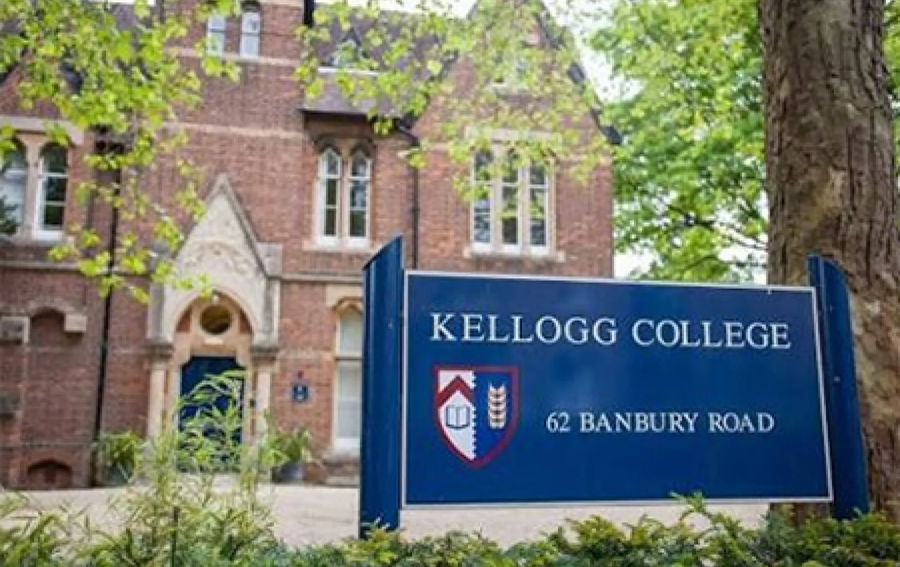 Kellogg college exterior