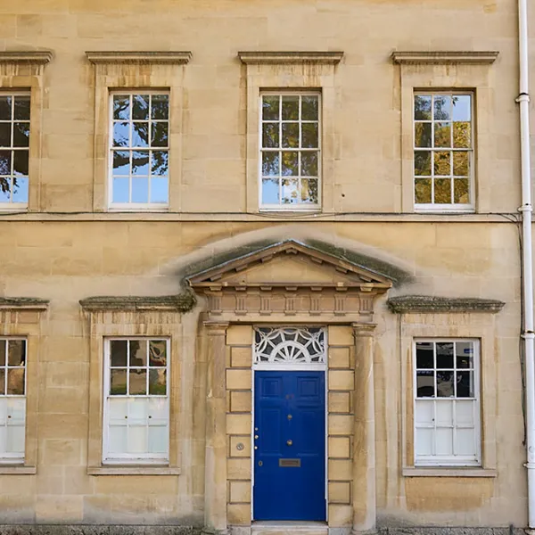 The front elevation of 37 St Giles