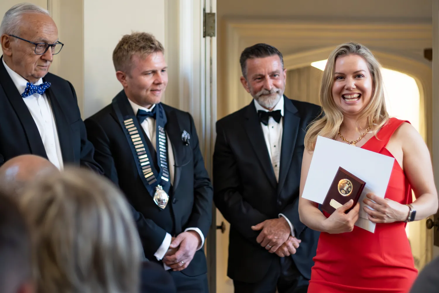 Gretel Nava receives a prize from the Oxford Guild of Chefs