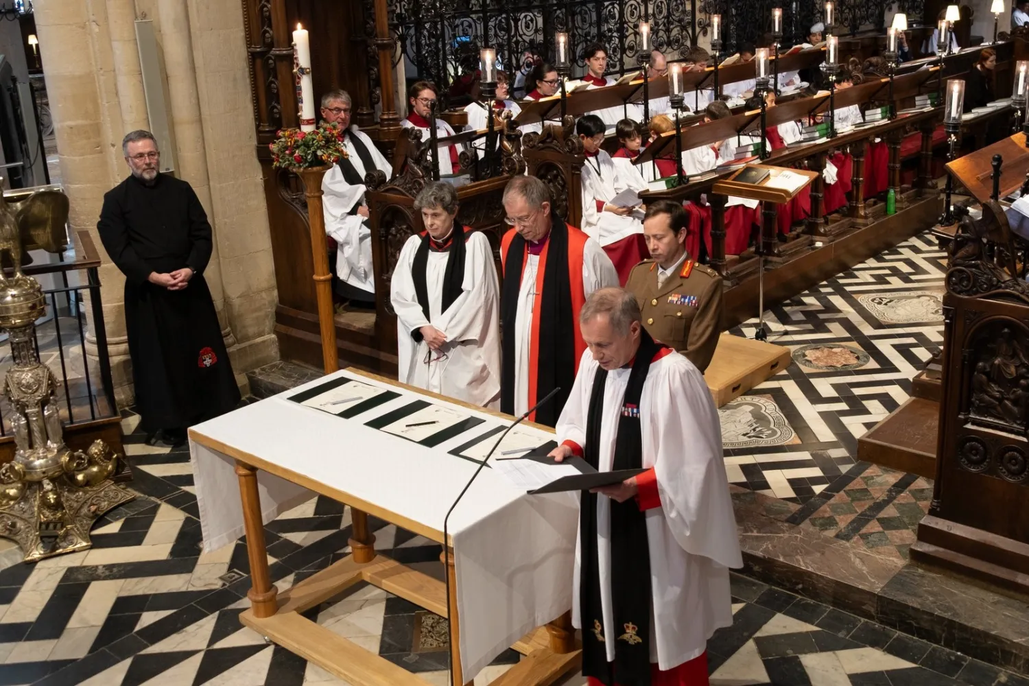 The Dean, Bishop of Oxford, and Major General Rowell prior to signing the Armed forces covenant. Photo: Rich Tilley / The Diocese of Oxford