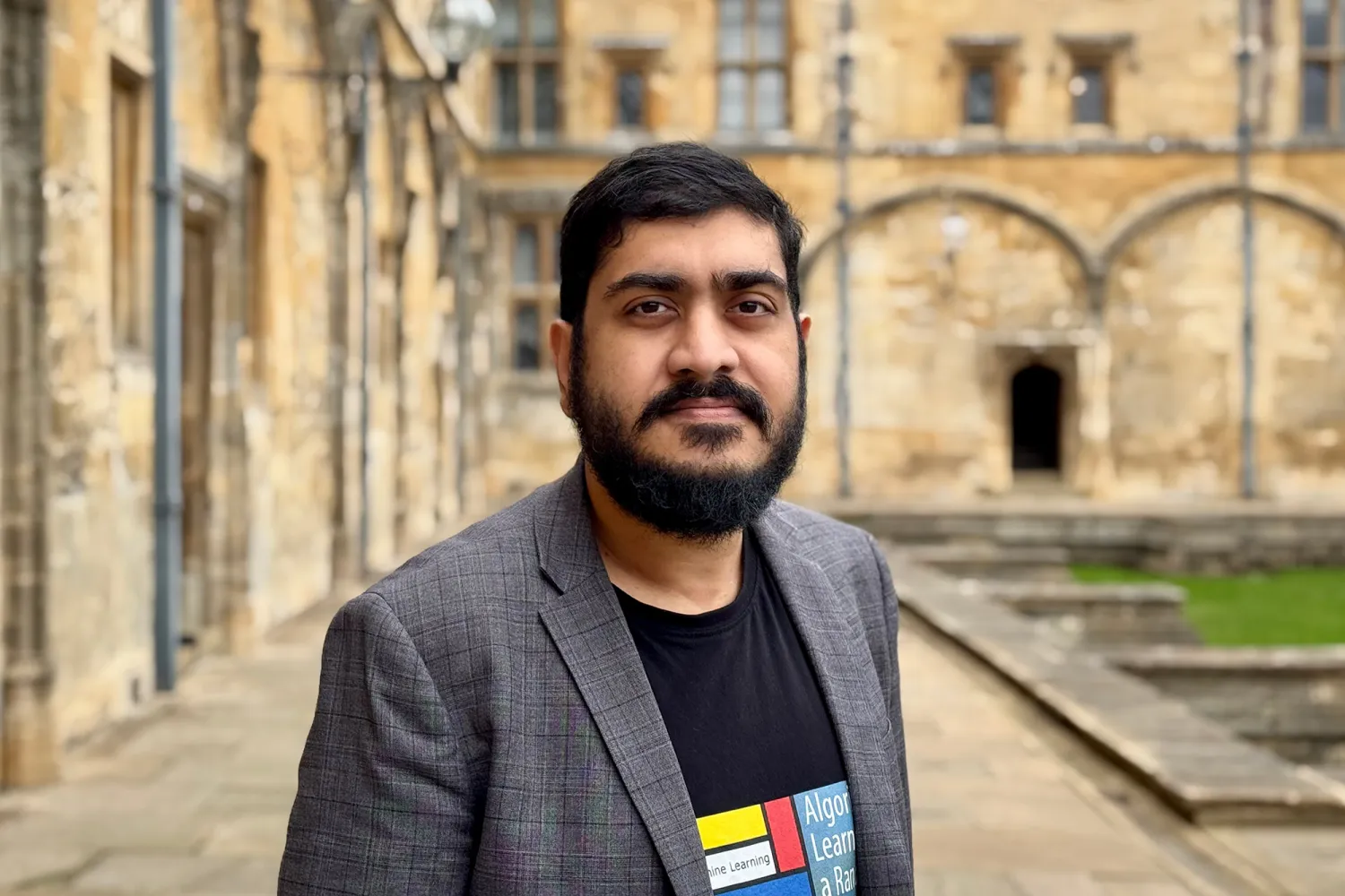 Dr Tapabrata Rohan Chakraborty