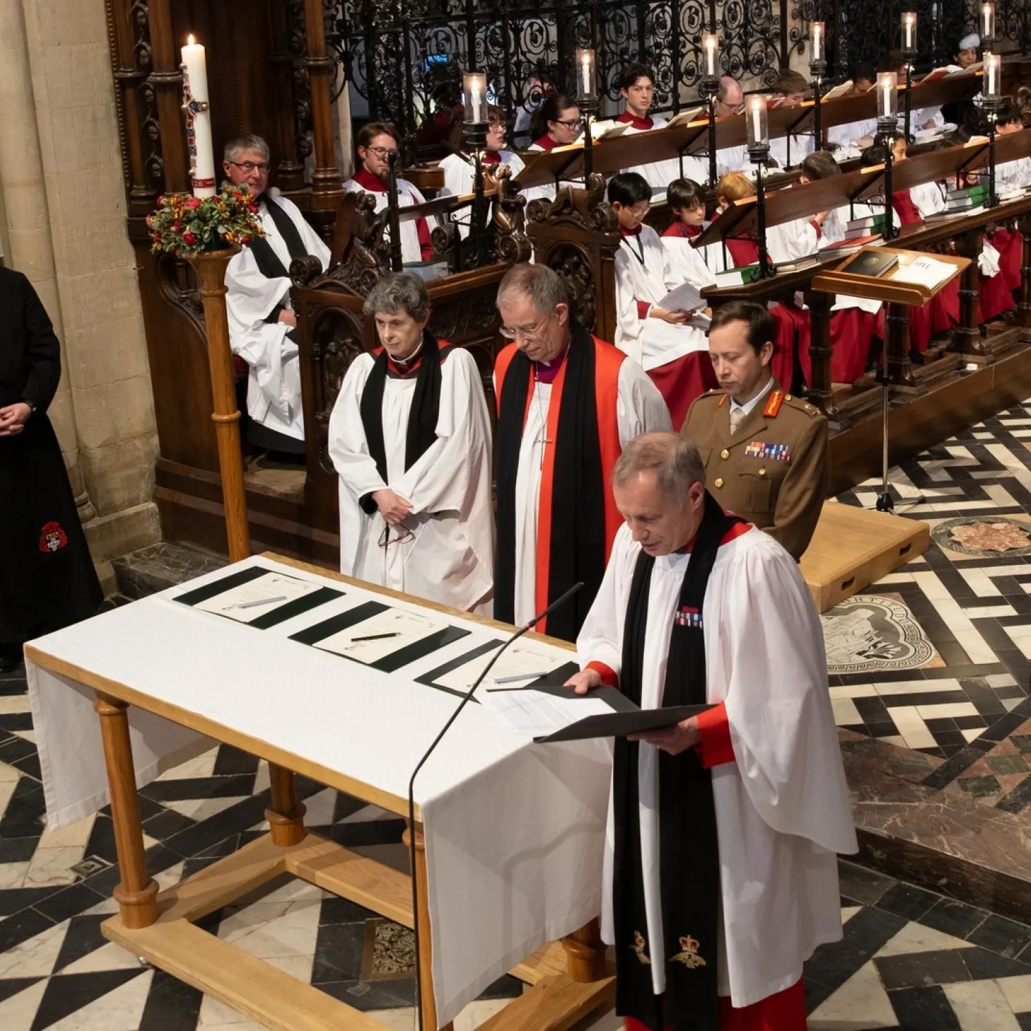 The Dean, Bishop of Oxford, and Major General Rowell prior to signing the Armed forces covenant. Photo: Rich Tilley / The Diocese of Oxford